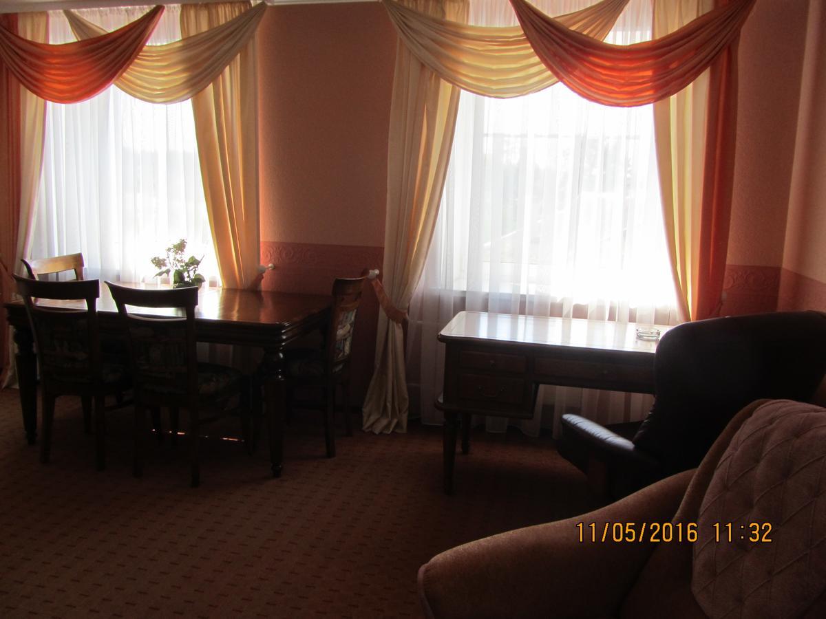 Hotel Berezka Vawkavysk Dış mekan fotoğraf