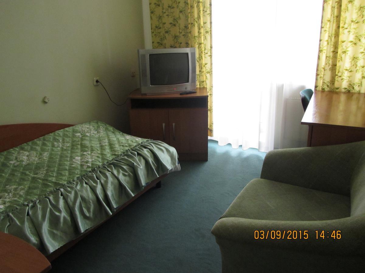Hotel Berezka Vawkavysk Dış mekan fotoğraf